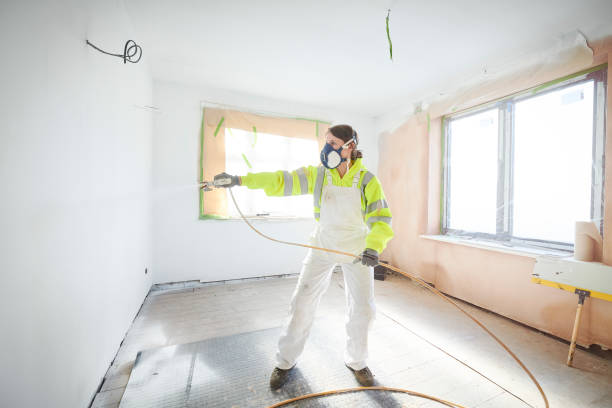 Best Biohazard Mold Removal  in Laurinburg, NC